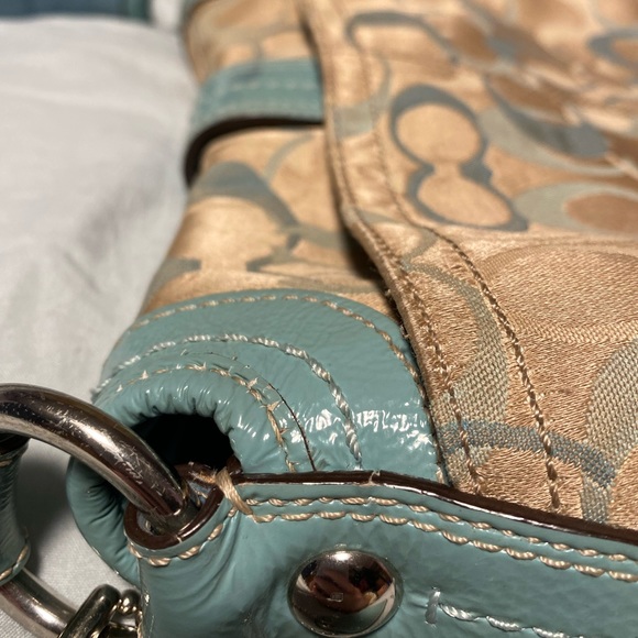 Blue / Green / Tan / Cream Coach Bag - Picture 9 of 11